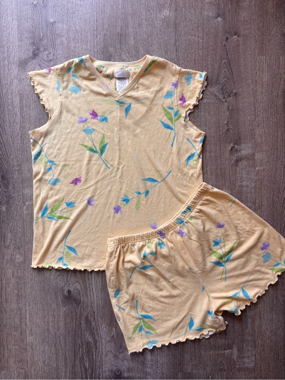 Vintage Yellow Floral Short Sleeve Pajama Set